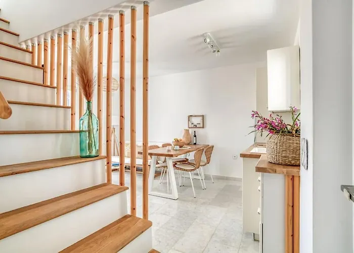 Paros Sea View Eco - Aetherian Ciel Villas, Alia Tatil Evi *